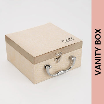 Flicka - Travel Cosmetics Vanity Box